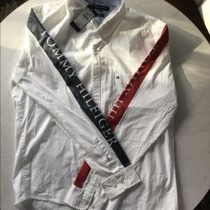NWT button downTommy Hilfiger shirt
